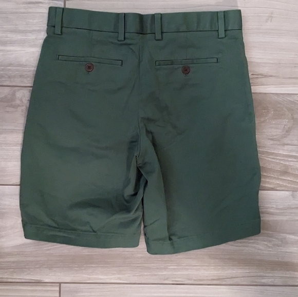 Banana Republic Aiden Shorts - Picture 2 of 3